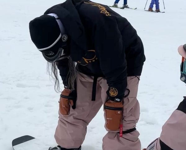 二つの世界を跨ぐ、孤独な共有